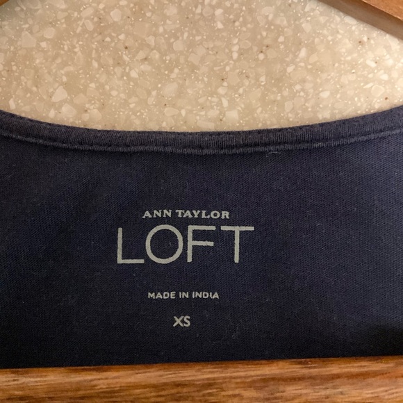 Loft Sleeveless Navy Blue Eyelet Tiered Mix Media Top - Picture 4 of 5